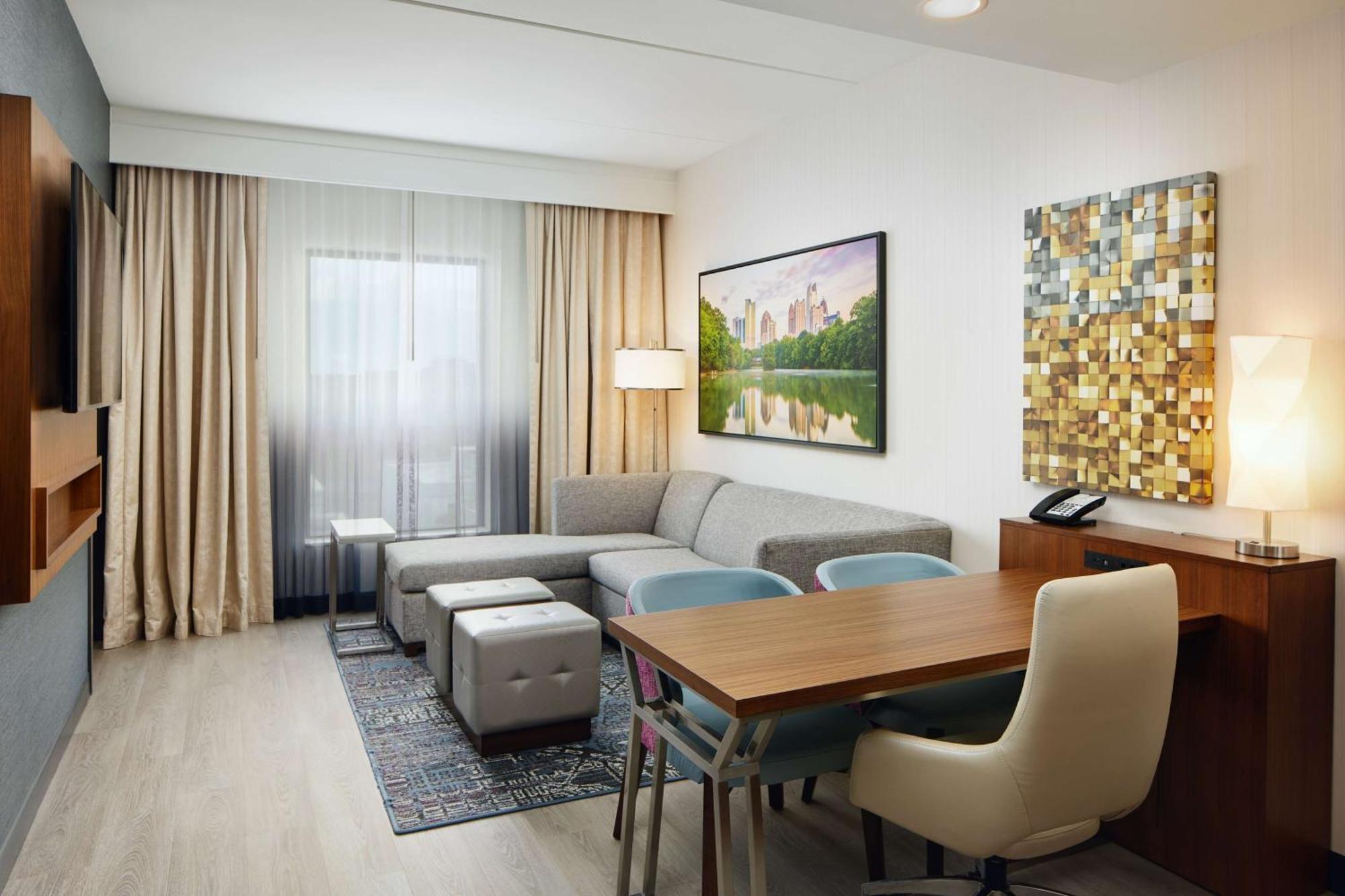 Embassy Suites By Hilton Atlanta Airport North Hapeville Dış mekan fotoğraf