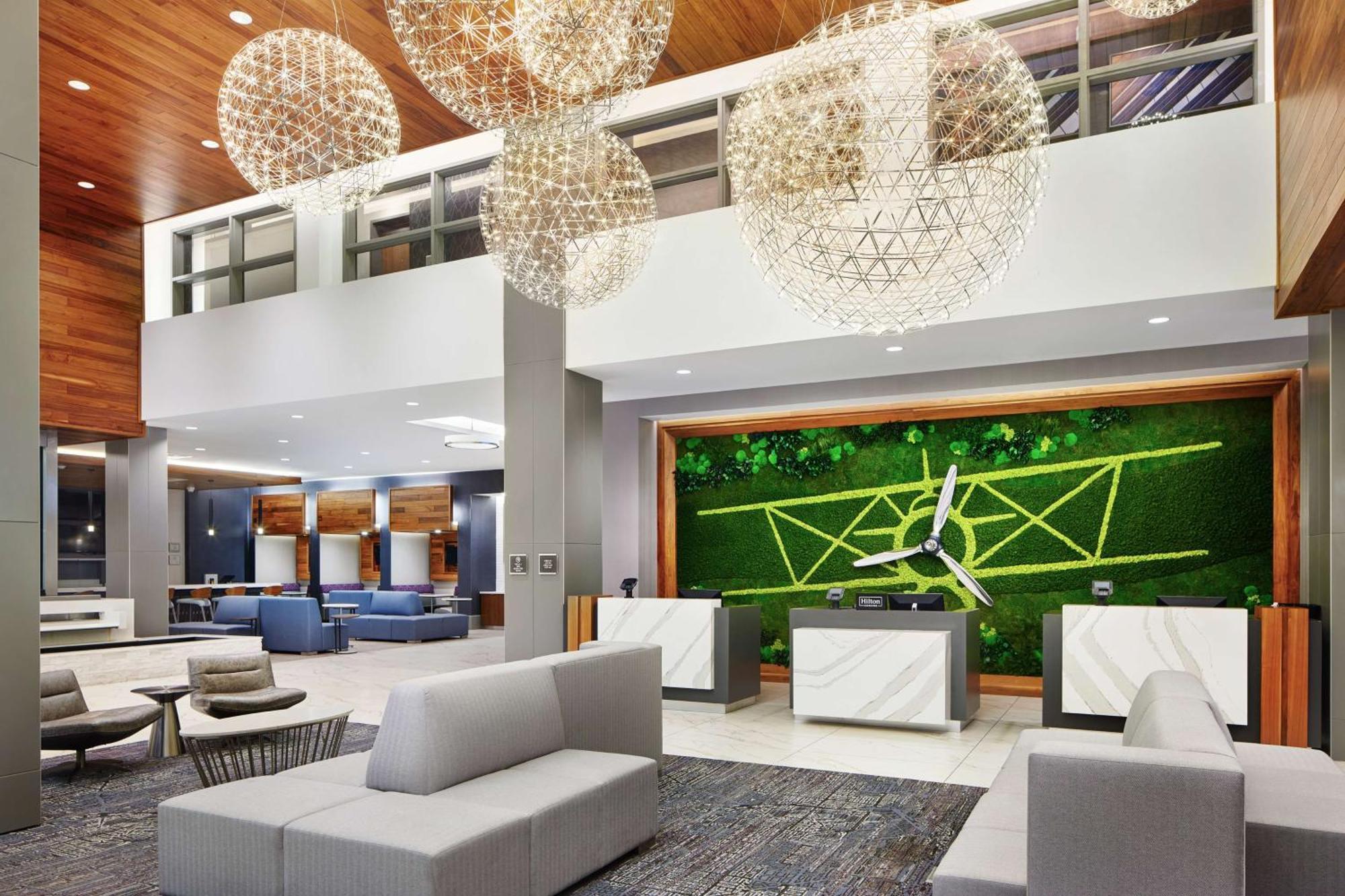 Embassy Suites By Hilton Atlanta Airport North Hapeville Dış mekan fotoğraf